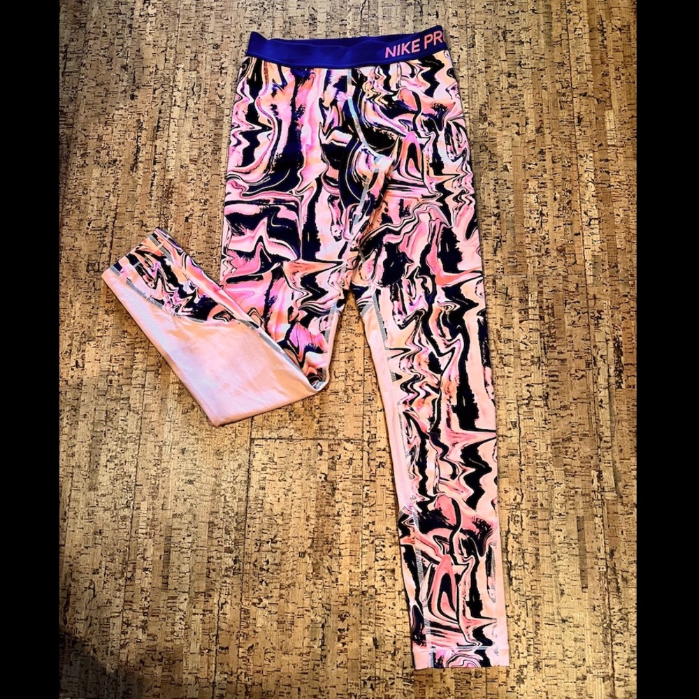 Girls youth Large, pink and black Nike Pro leggings